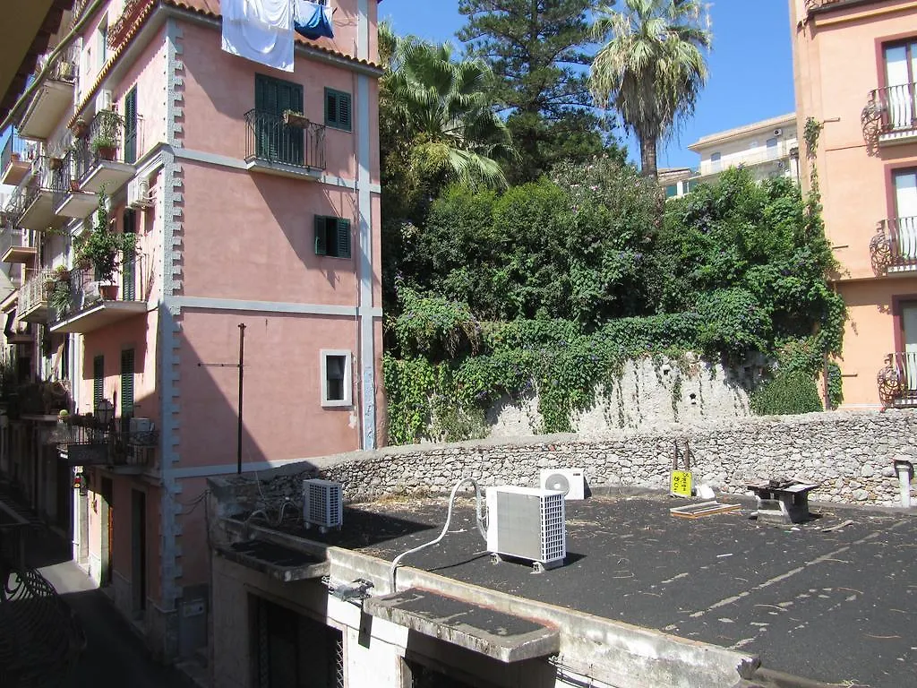 Comeinsicily - Al Teatro Taormina 0*,  Italy