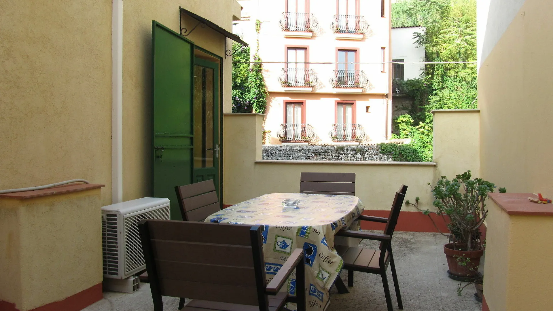 Comeinsicily - Al Teatro Taormina Apartment