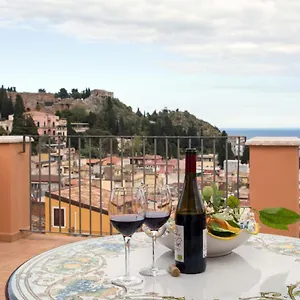 Appartamento Vilagos & Loft, Taormina